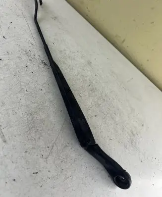 Nissan Micra Front wiper blade arm