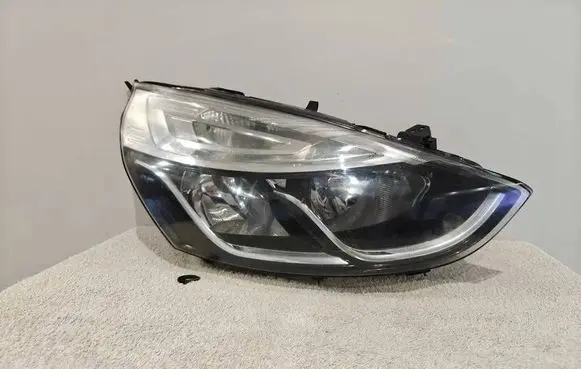 Renault Clio IV Headlight/headlamp 33633362 01045399900010