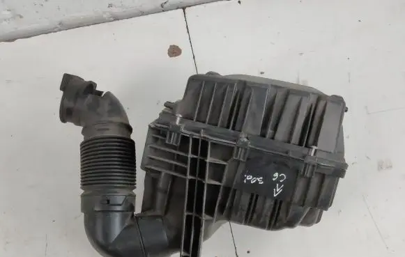 Citroen C6 Air filter box 9683955980