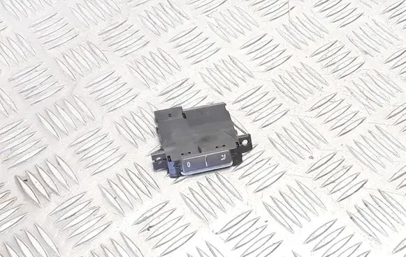 Volkswagen Phaeton Air conditioning (A/C) switch 3D0919815L