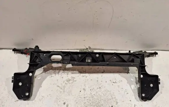 Renault Clio III Engine bonnet/hood lock/latch loop/hook 8200290143