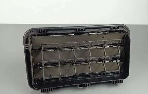 KIA Telluride Quarter panel pressure vent 