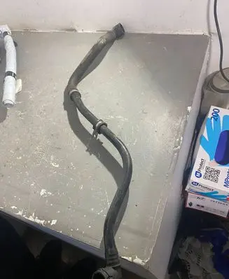 Mercedes-Benz GLC X253 C253 Engine coolant pipe/hose A2535010984