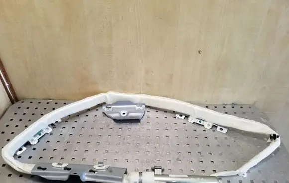 Volvo XC70 Roof airbag 8623226