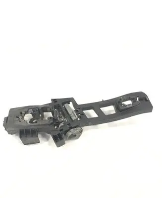 Rear door exterior handle/bracket