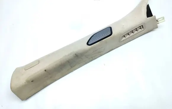 Maserati Levante (A) pillar trim 6700485770 26012016 10580