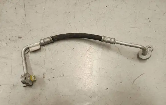 Volvo XC90 Air conditioning (A/C) pipe/hose 31390897
