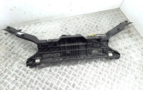 Top upper radiator support slam panel
