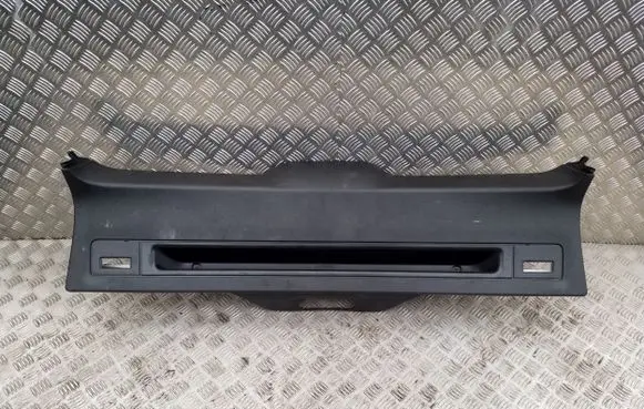 BMW X5 F15 Tailgate/boot lid cover trim 51497308509 7308509 51497308510