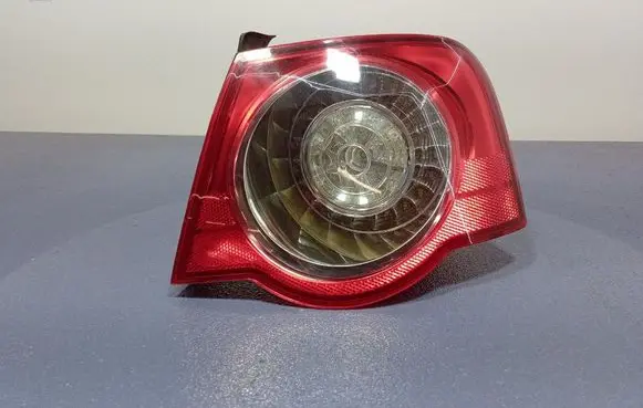 Volkswagen PASSAT B6 Rear/tail lights 3C5945096H