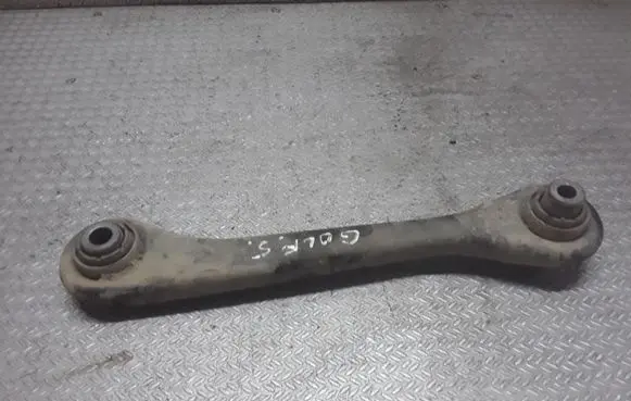 Rear control arm