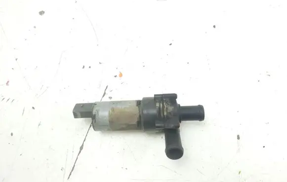 Volkswagen II LT Electric auxiliary coolant/water pump 039202003