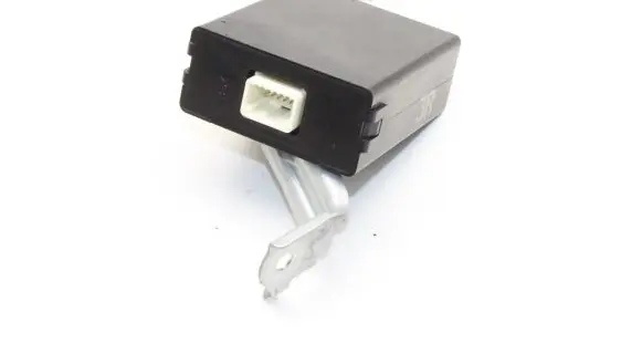 Toyota Prius+ (ZVW40) Other devices 8657247080 1669000062