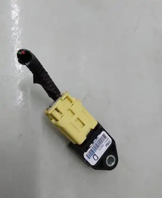 Toyota Corolla Verso E121 Airbag deployment crash/impact sensor 898310W010