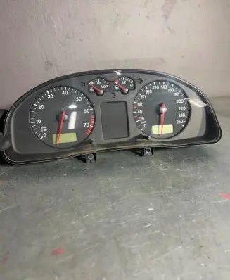Volkswagen PASSAT B5 Speedometer (instrument cluster) 3B0919861B
