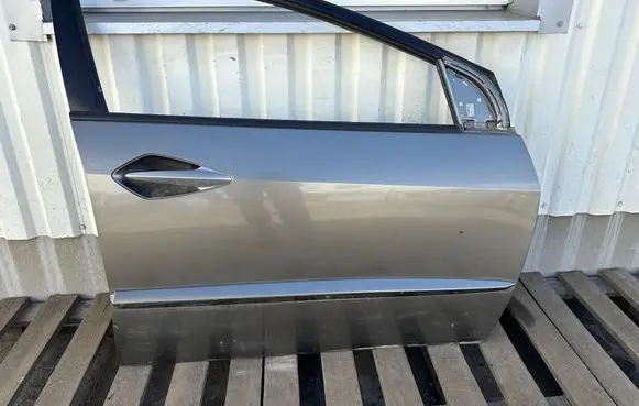 Honda Civic Front door