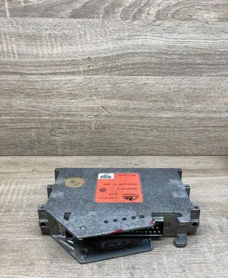 Volkswagen Golf III ABS control unit/module 1H0907379B 10094103134