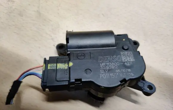 Jeep Compass Air flap motor/actuator MR113804211