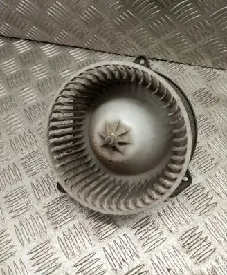 Mazda 323 F Heater fan/blower
