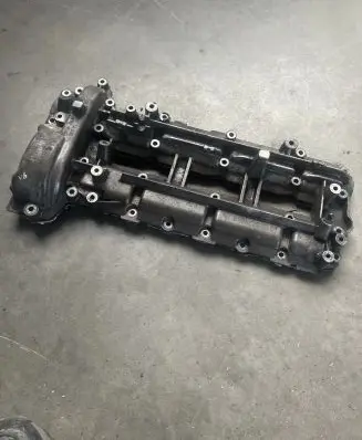 Mercedes-Benz R W251 Rocker cam cover A6420101230 6420101230