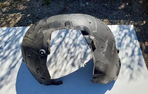 Audi A4 S4 B9 8W Front wheel arch liner splash guards 8W0821172K