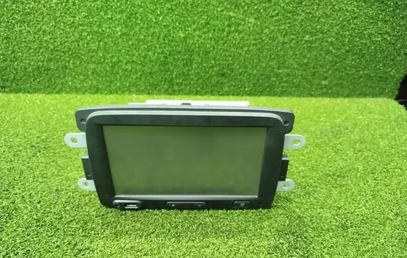Renault Trafic III (X82) Radio/CD/DVD/GPS head unit 281152473R 276660 LAN5200R5