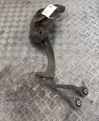 Audi A4 S4 B8 8K Front wheel hub