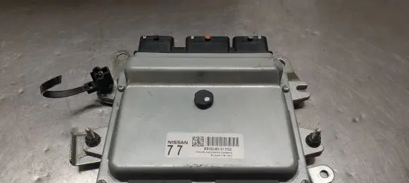 Nissan X-Trail T31 Engine control unit/module MEV02461