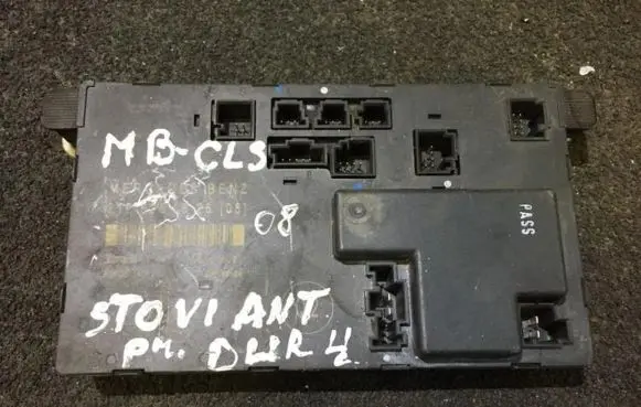 Mercedes-Benz CLS C219 Door control unit/module 2198200626 00005021