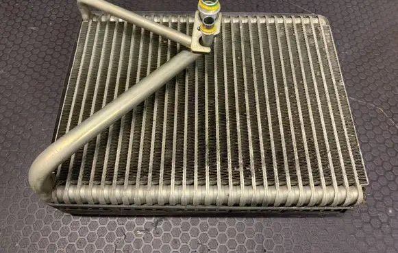 Air conditioning (A/C) radiator (interior)