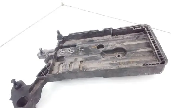 Volkswagen Golf VII Battery tray 5Q0915321G 5Q0915331H