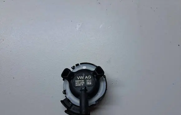 Volkswagen PASSAT B8 Airbag deployment crash/impact sensor 3Q0959354 1508150687