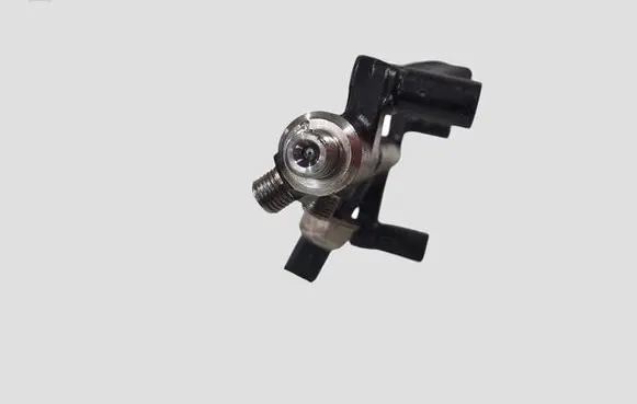 Citroen C5 Fuel main line pipe 9681909680 2847Z01