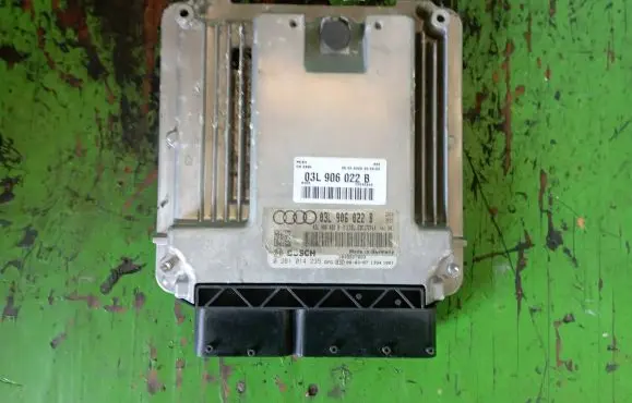 Audi A4 S4 B8 8K Engine control unit/module ECU 03L906022B