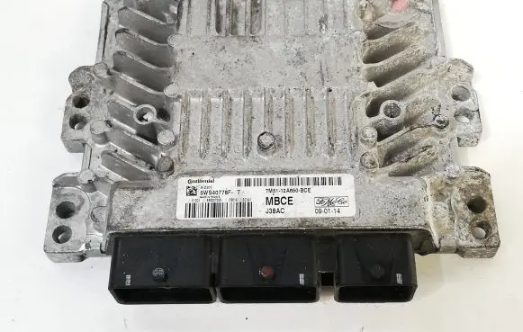 Ford Focus Engine control unit/module 5WS40778F 7M5112A650BCE