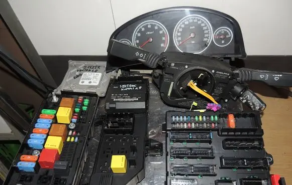 Opel Vectra C Start/Stop system kit 3130314210 460023260 13241892