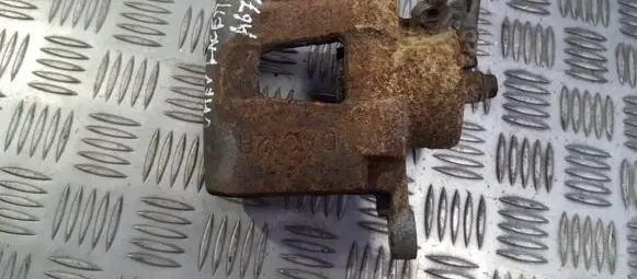 Chevrolet Lacetti Front brake caliper