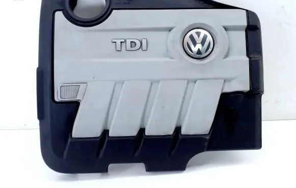 Volkswagen Tiguan Engine cover (trim) 03L103925 03L103925C