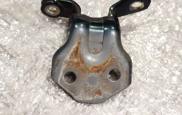 Mazda MX-5 NB Miata Front door lower hinge 