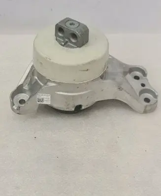 Mercedes-Benz C W206 Engine mount bracket A2062404300