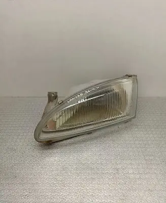 Hyundai Lantra II Headlight/headlamp 1013592
