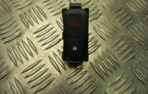 Dacia Sandero Hazard light switch E3160101 T1915