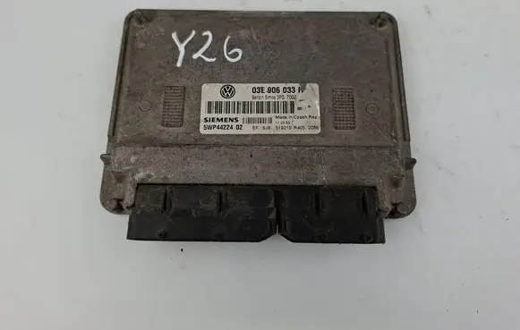 Volkswagen Polo V 6R Engine control unit/module 03E906033R 5WP4422402