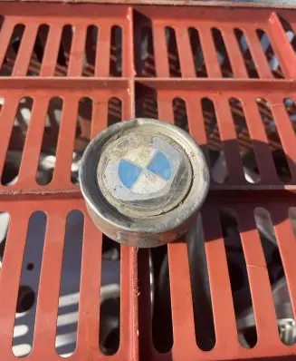 BMW 3 E30 Original wheel cap