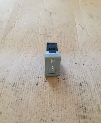 KIA Cerato Headlight level height control switch