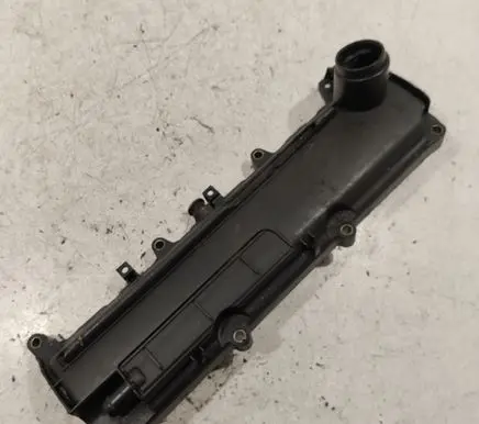 Renault Megane II Rocker cam cover 8200379908