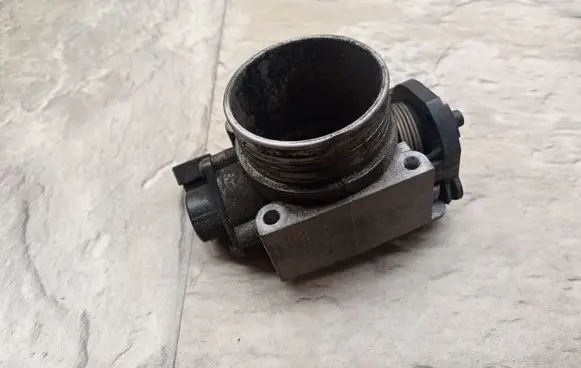 Volvo S40, V40 Throttle valve 9186780