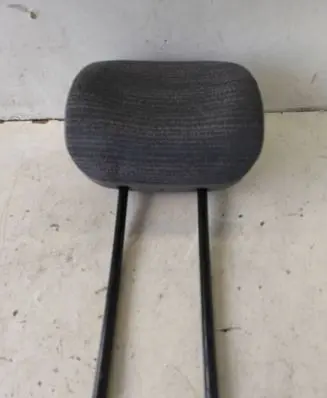 Renault Trafic II (X83) Front seat headrest 