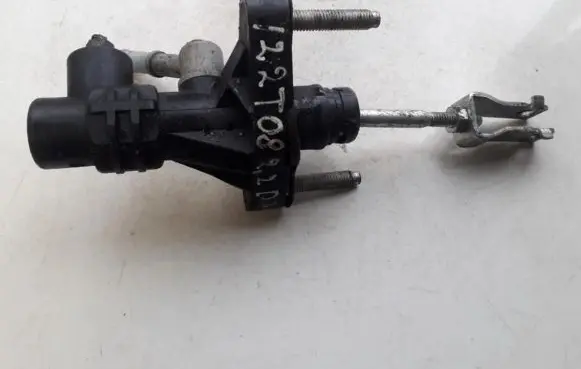 Toyota Corolla Verso AR10 Clutch master cylinder