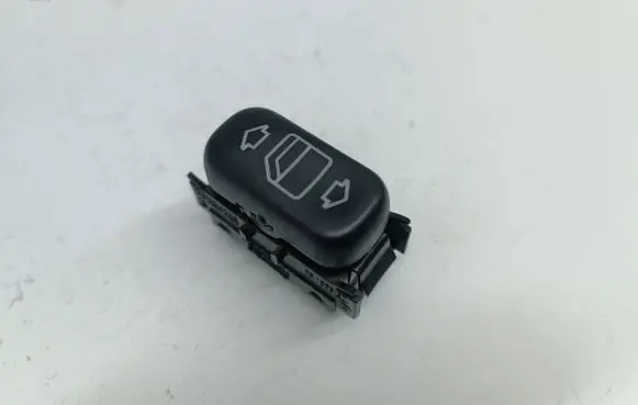 Mercedes-Benz A W168 Electric window control switch 2108208210 03100550 534240